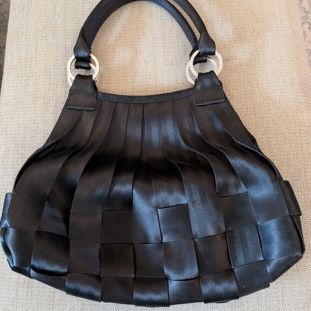 Harveys Seatbelt Black Large Stella